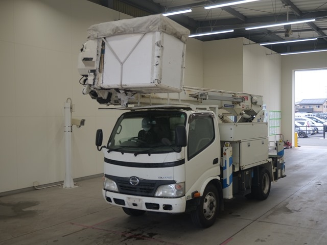 HINO DUTRO 2011