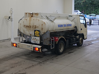 ISUZU ELF 2008