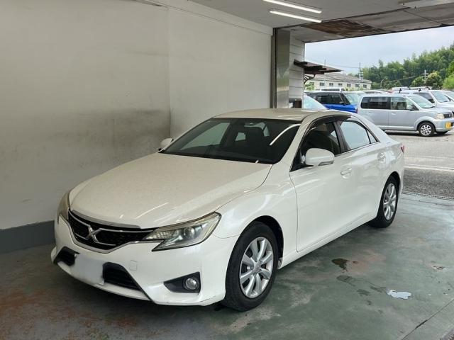 TOYOTA MARK X 2013