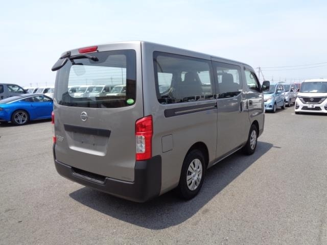 NISSAN CARAVAN VAN 2017