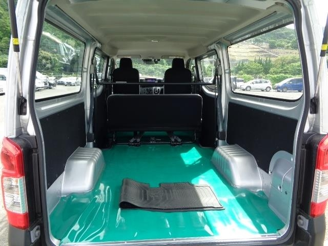 NISSAN CARAVAN VAN 2024