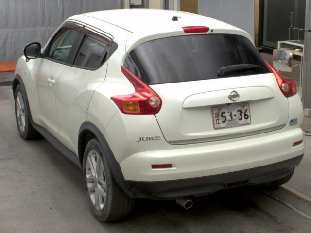 NISSAN JUKE 2011