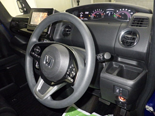 HONDA N BOX 2017