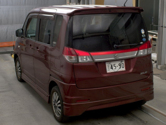 SUZUKI SOLIO 2011