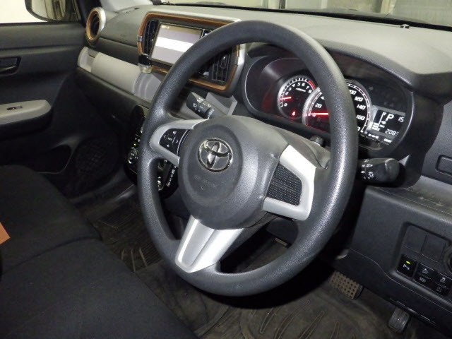 TOYOTA PASSO 2018