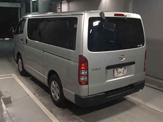 TOYOTA HIACE VAN 2017