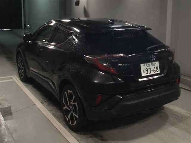 TOYOTA C-HR 2017