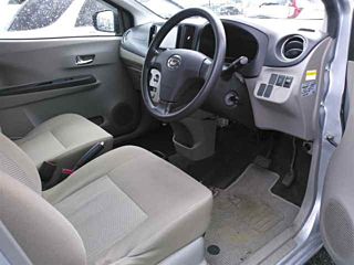 DAIHATSU MIRA E S 2012
