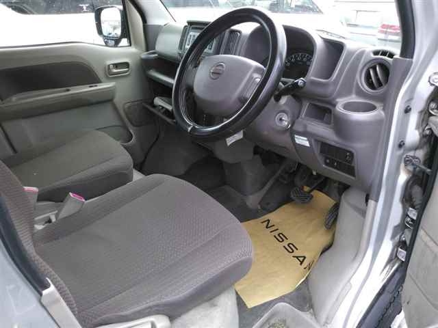 NISSAN CLIPPER VAN 2017
