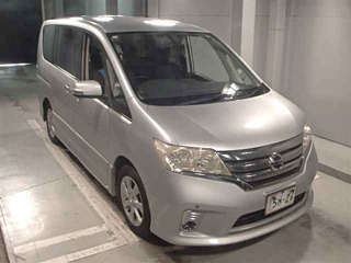 NISSAN SERENA 2011