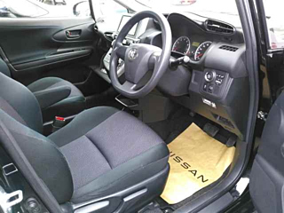 TOYOTA WISH 2013