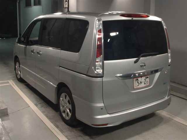 NISSAN SERENA 2011