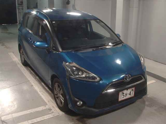 TOYOTA SIENTA 2016