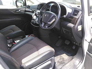 NISSAN ELGRAND 2010