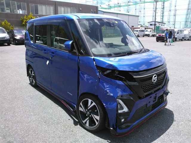 NISSAN ROOX 2020