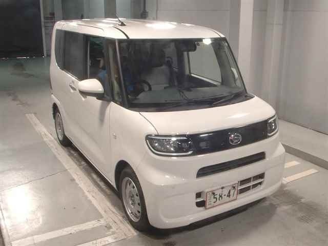 DAIHATSU TANTO 2020
