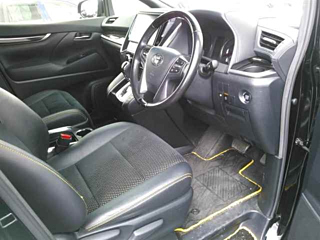 TOYOTA VELLFIRE 2017