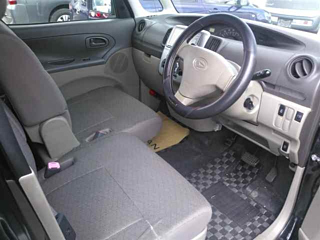 DAIHATSU TANTO 2011