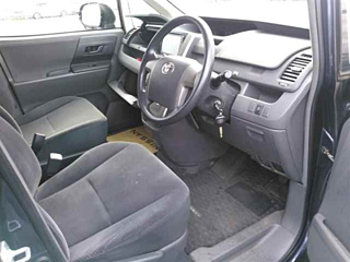 TOYOTA VOXY 2008