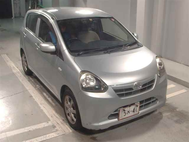 TOYOTA PIXIS EPOCH 2012