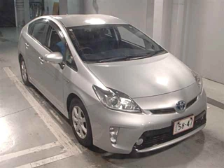 TOYOTA PRIUS 2015
