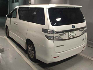TOYOTA VELLFIRE 2013