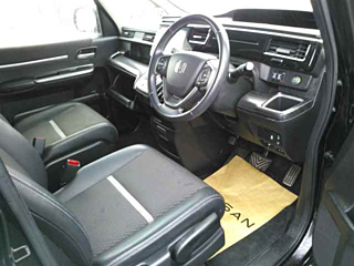 HONDA STEP WAGON 2017