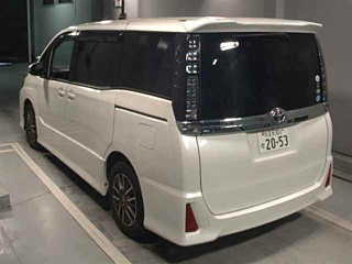 TOYOTA VOXY 2016