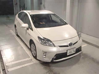 TOYOTA PRIUS 2013