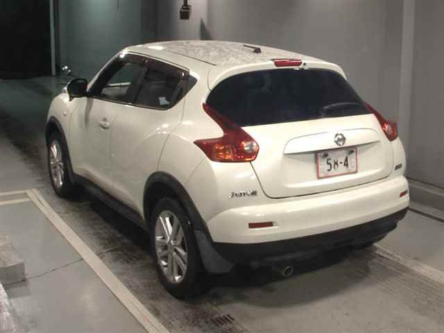 NISSAN JUKE 2010