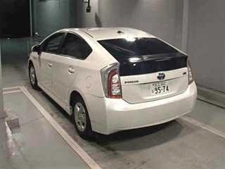 TOYOTA PRIUS 2013