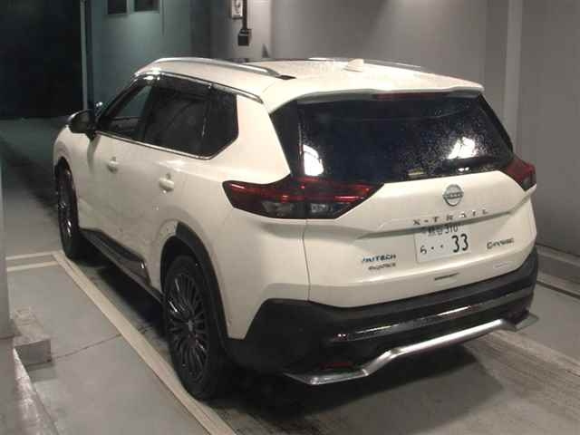 NISSAN X-TRAIL 2025