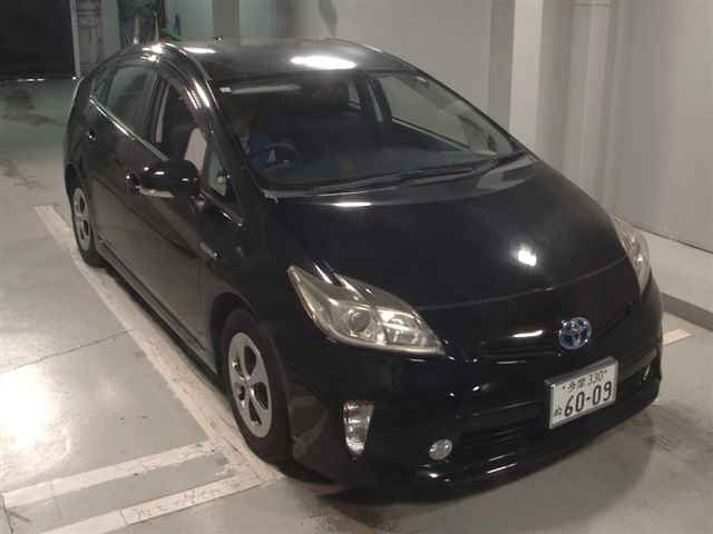 TOYOTA PRIUS 2013