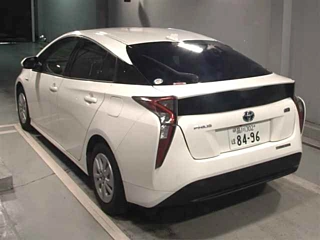 TOYOTA PRIUS 2018