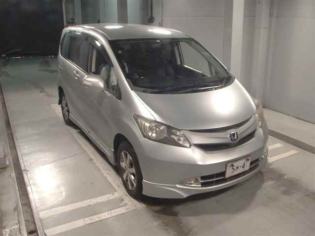 HONDA FREED 2008