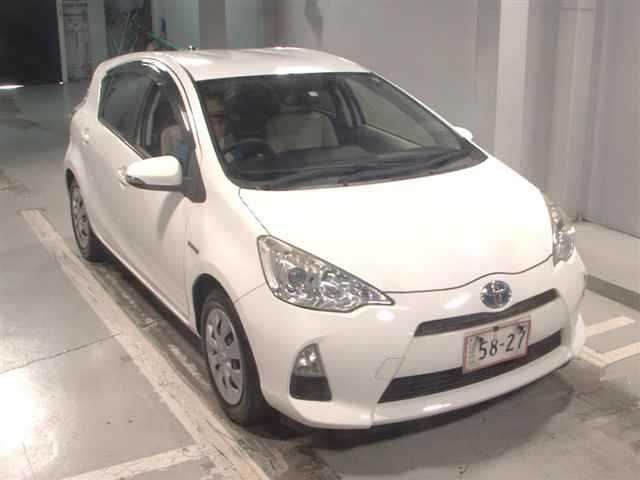TOYOTA AQUA 2014