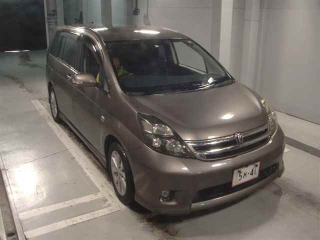 TOYOTA ISIS 2010