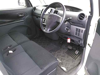 DAIHATSU TANTO 2008