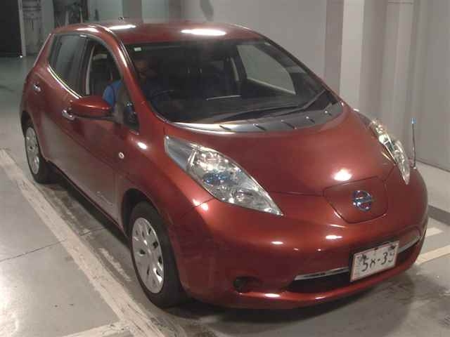 NISSAN LEAF 2016