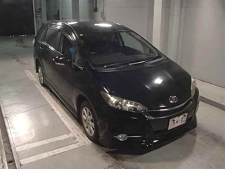 TOYOTA WISH 2015