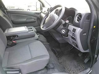 NISSAN CARAVAN VAN 2020
