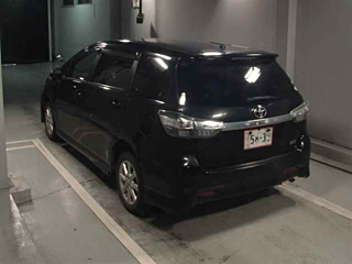 TOYOTA WISH 2015
