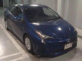 TOYOTA PRIUS 2018