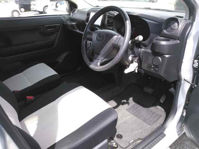 DAIHATSU MIRA E S 2019