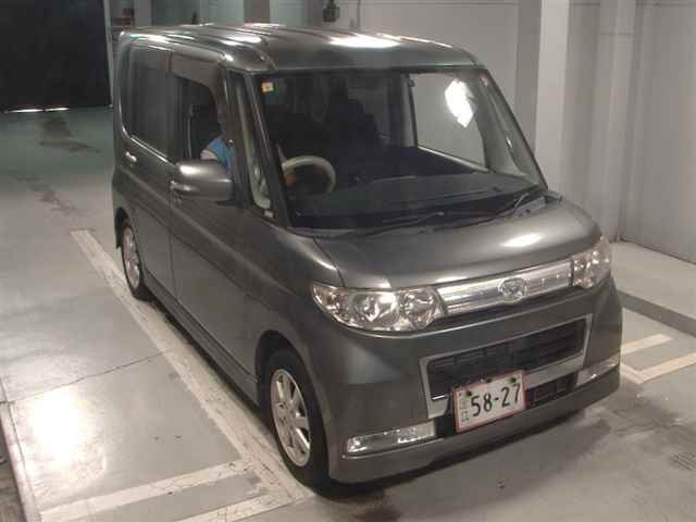 DAIHATSU TANTO 2008