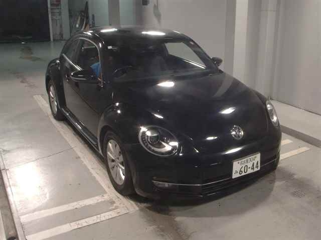 VOLKSWAGEN THE BEETLE 2012