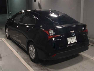 TOYOTA PRIUS 2021