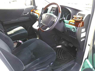 TOYOTA ALPHARD 2010