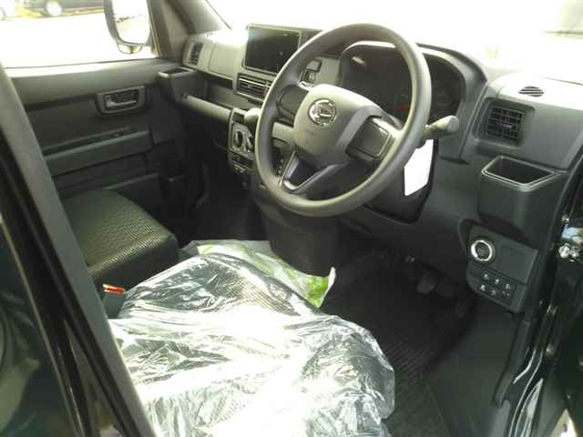 DAIHATSU HIJET VAN 2024