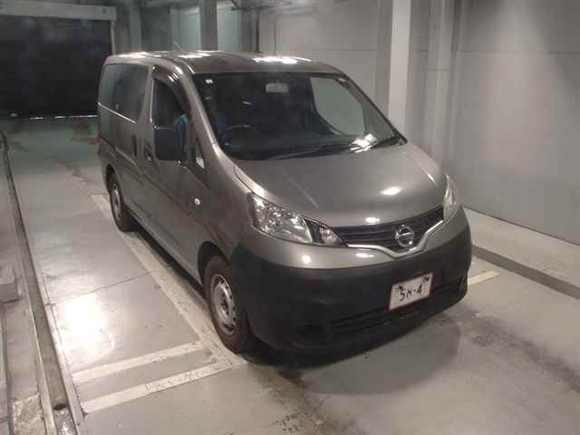 NISSAN NV200 2019